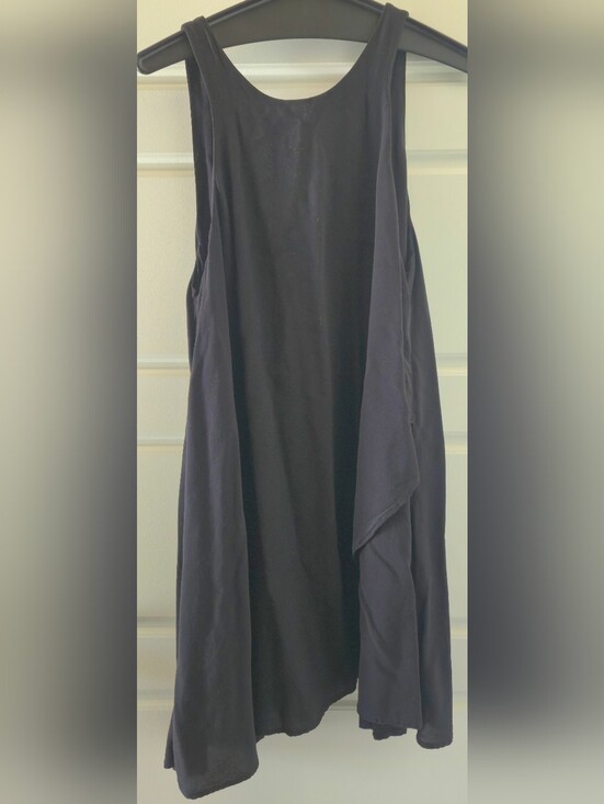 silence + noise Dresses & Skirts - Silence + Noise Summer Dress Sleeveless Rayon L Black Soft Asymmetric Hemline